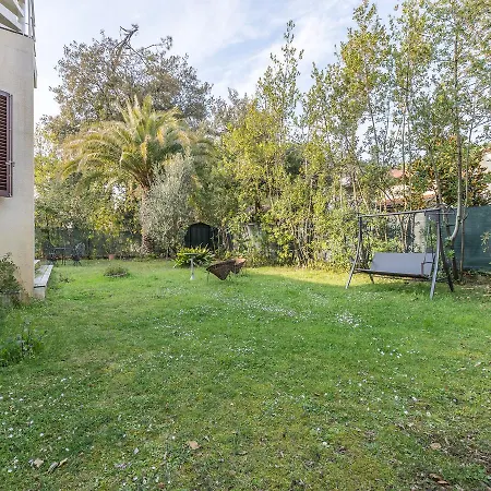 Pippo Villa Pietrasanta